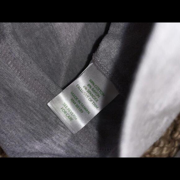 Lilly Pulitzer SZ XS Gray Skipper Popover Sweatshirt Peek-A-Boo Lace Sleeve - Picture 6 of 6